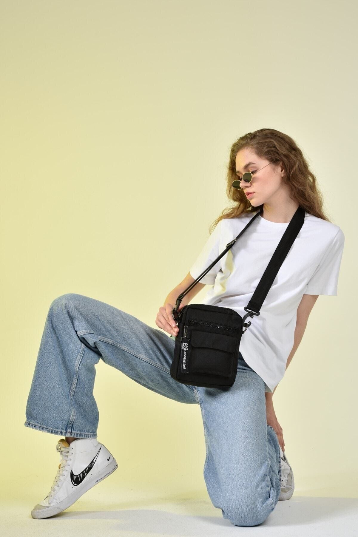 Unisex Siyah Spor Askılı Omuz Çantası - Görsel 11