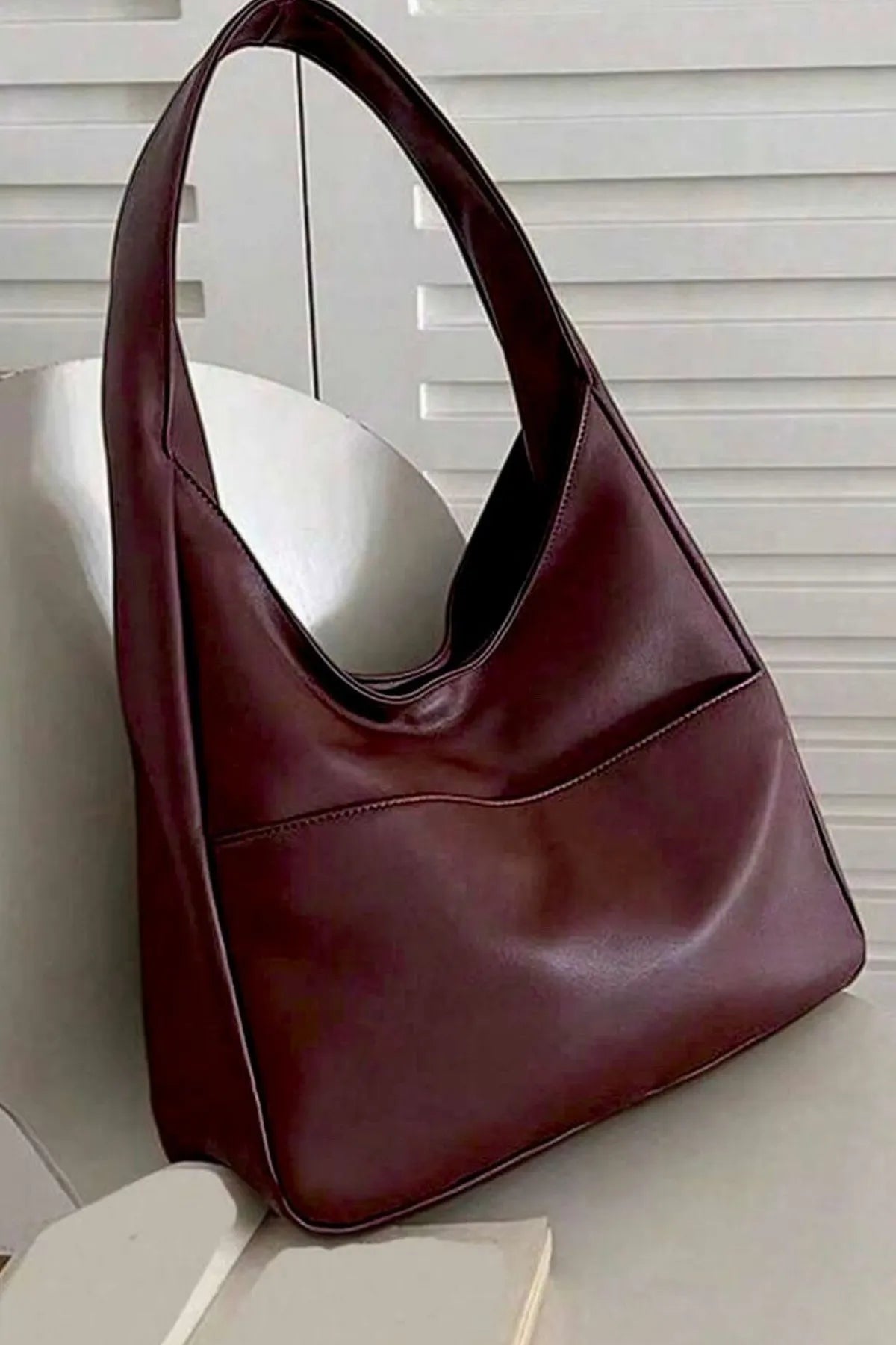 Moda Kadın Hobo Çanta: Şık ve Basit PU Deri, Okul ve İş İçin Geniş Kapasiteli Omuz Çantası"