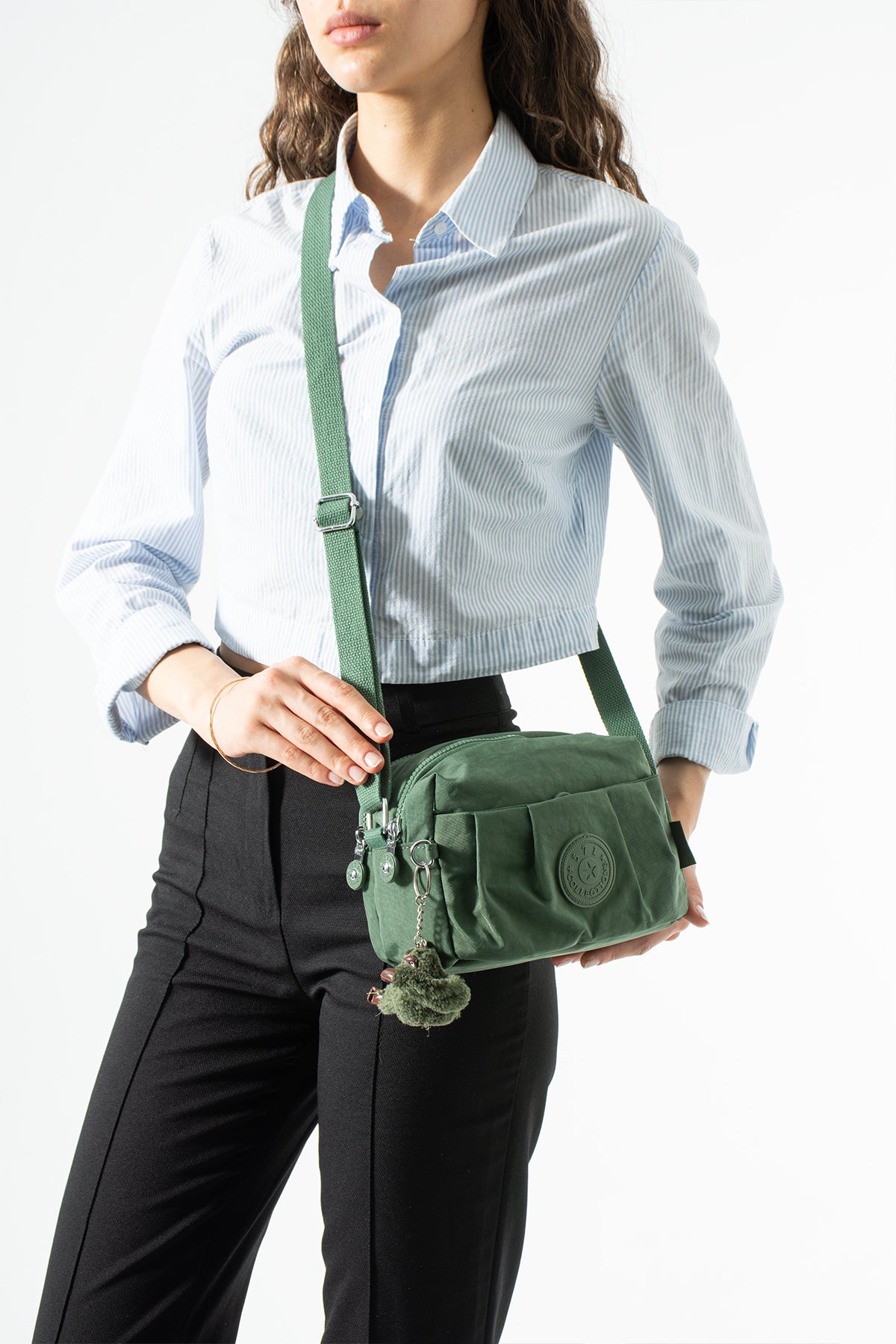 Ultra Hafif Su Geçirmez Çok Cepli Omuz Çantası (Model: 571-7M)