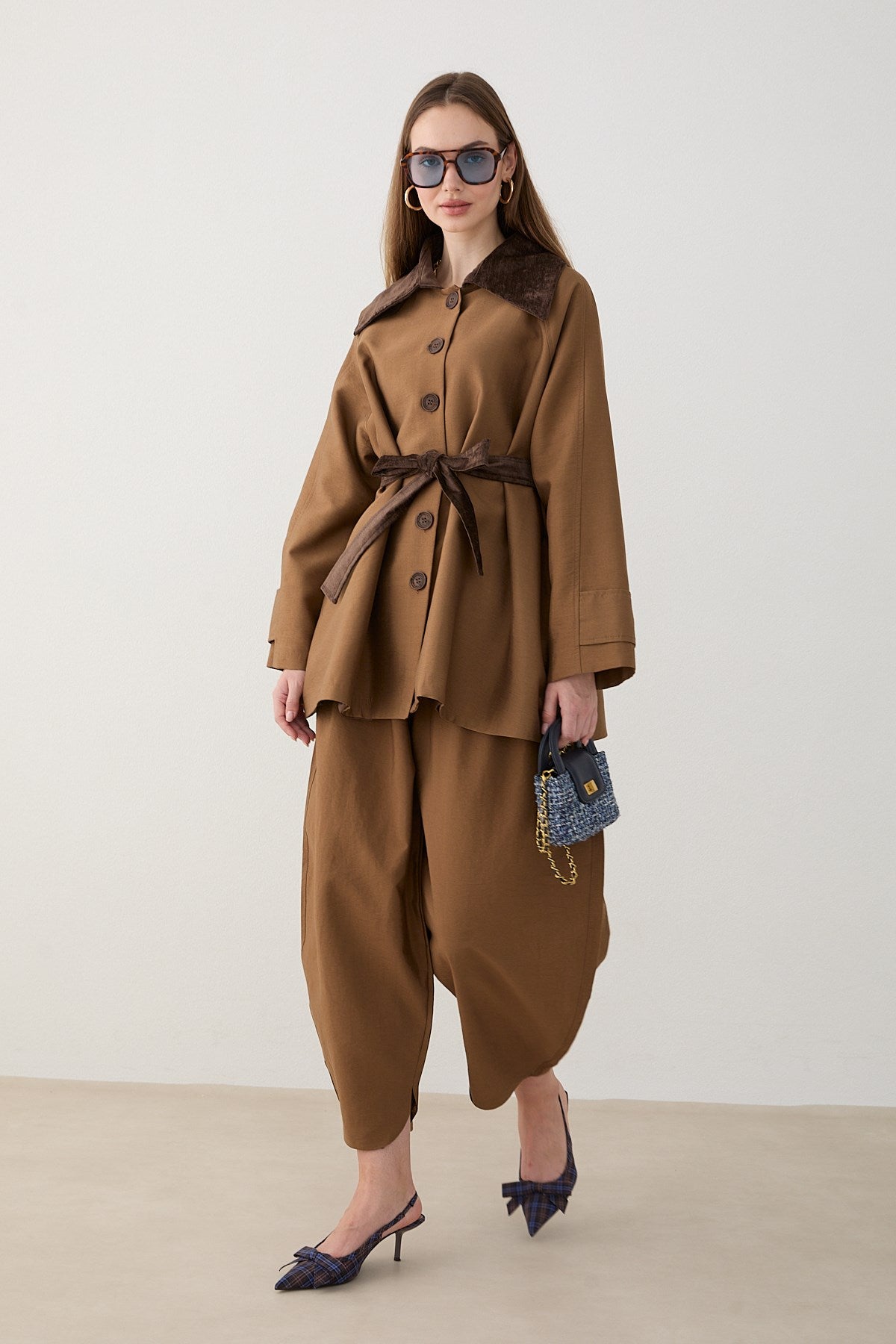 Süet Yakalı Oversize Trenç - Vizon