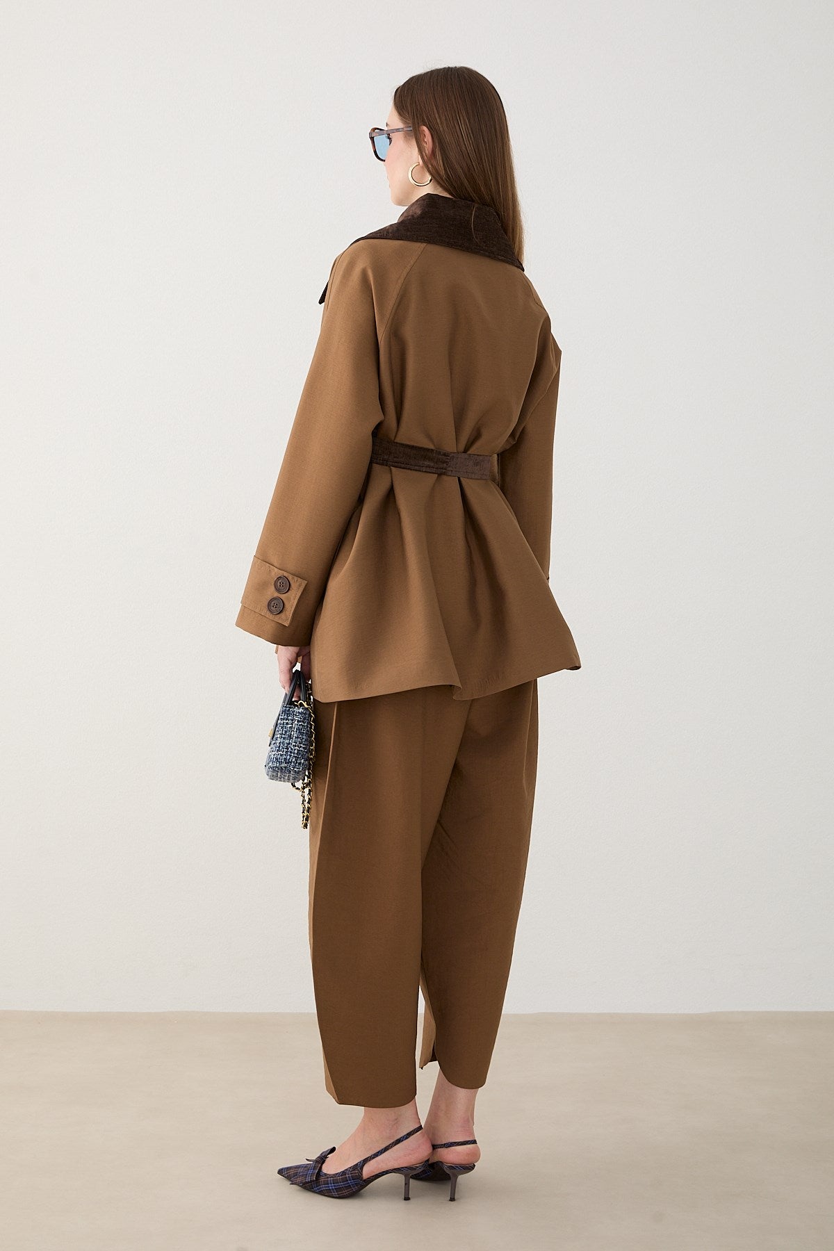 Süet Yakalı Oversize Trenç - Vizon