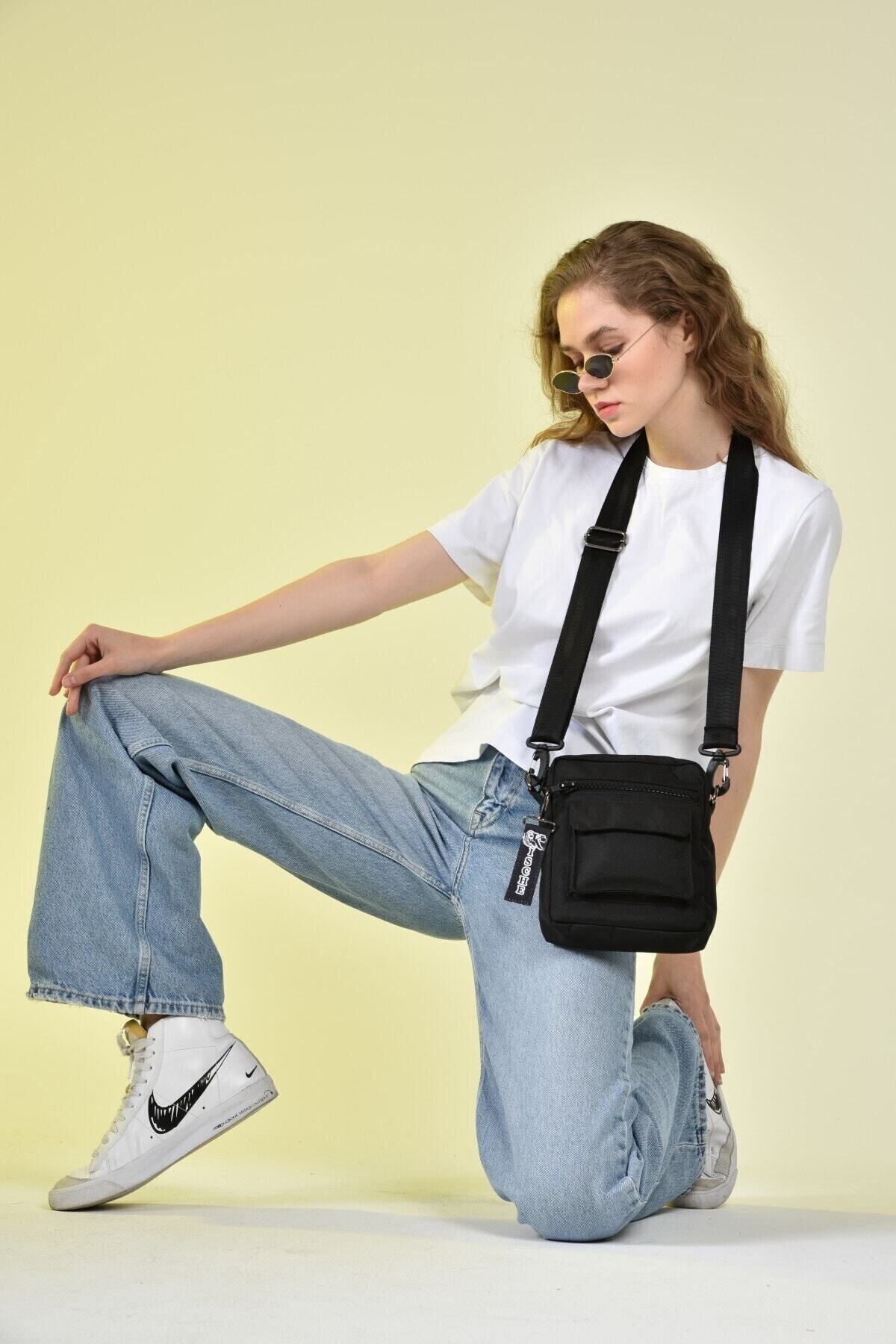 Unisex Siyah Spor Askılı Omuz Çantası - Görsel 6