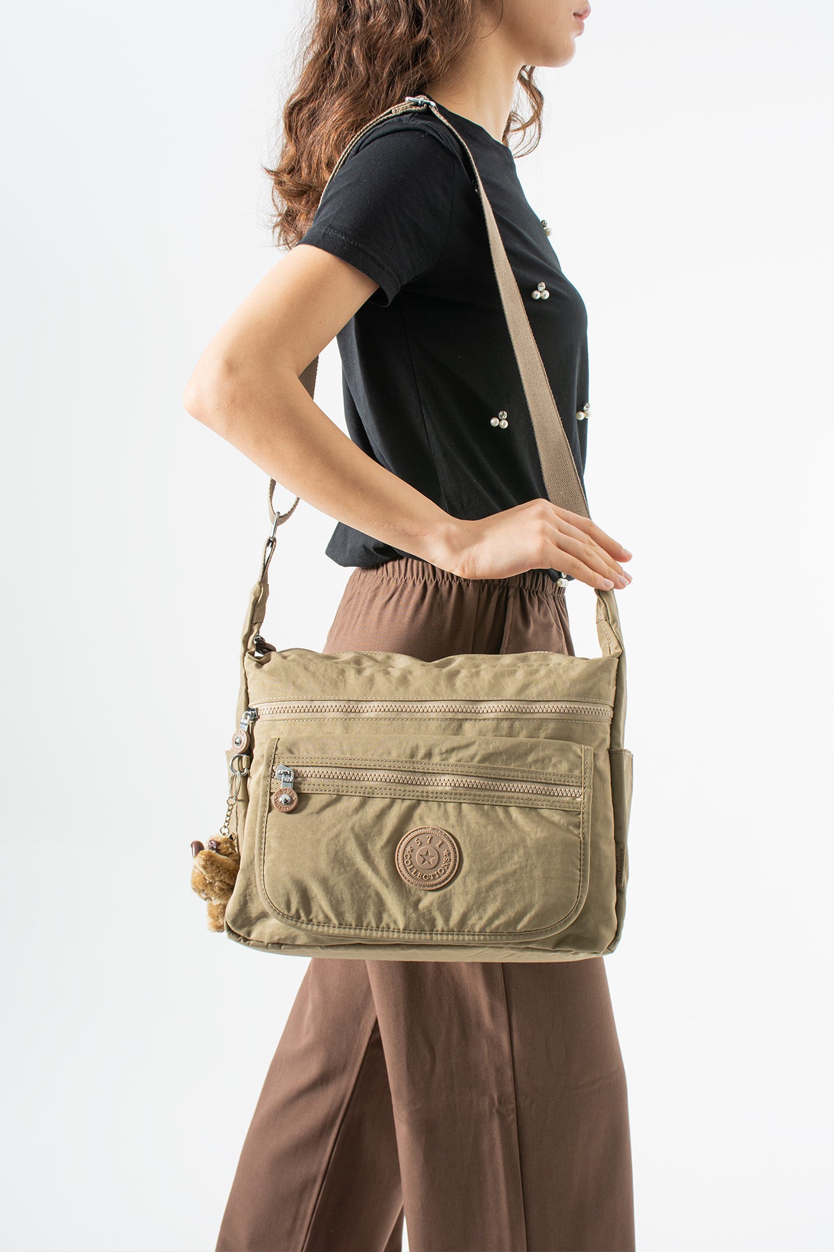 Ultra Hafif Su Geçirmez Çok Cepli Omuz Çantası (Model: 571-6B)