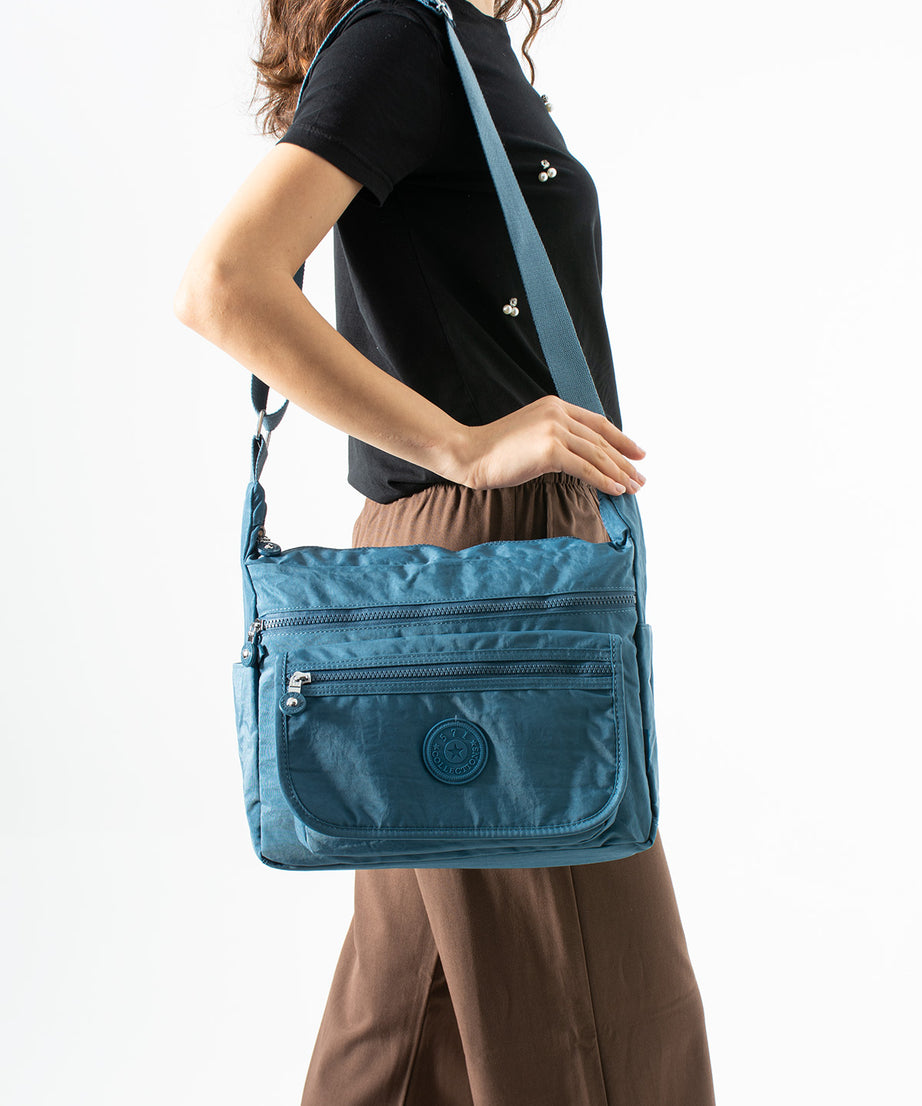 Ultra Hafif Su Geçirmez Çok Cepli Omuz Çantası (Model: 571-6B)