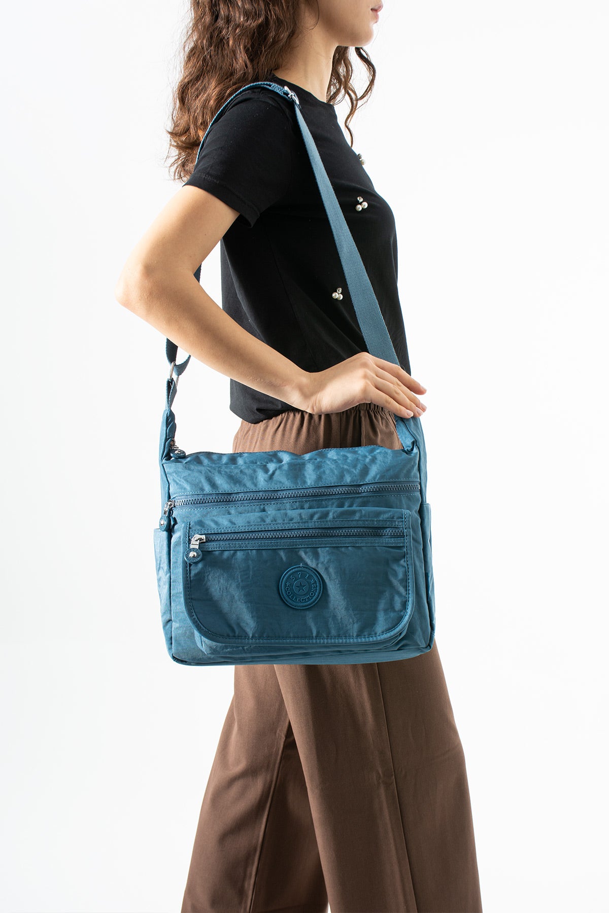 Ultra Hafif Su Geçirmez Çok Cepli Omuz Çantası (Model: 571-6B)