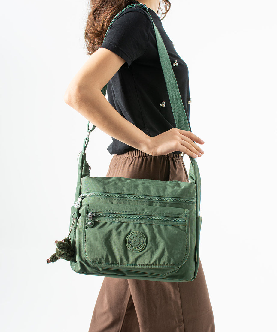 Ultra Hafif Su Geçirmez Çok Cepli Omuz Çantası (Model: 571-6B)
