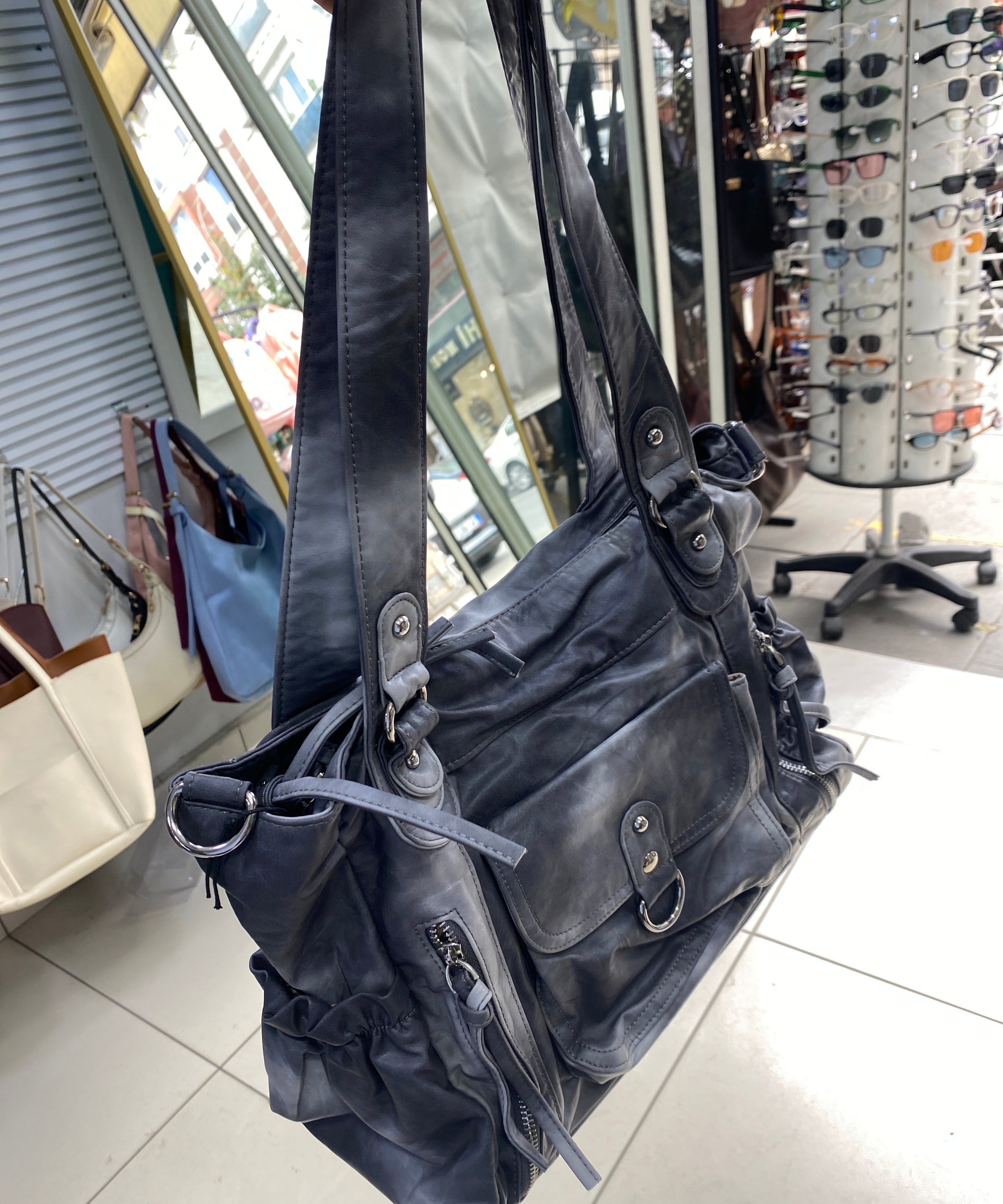 Şık, Modern ve Günlük Kullanım İçin İdeal angel retro Tarz ccs-18382