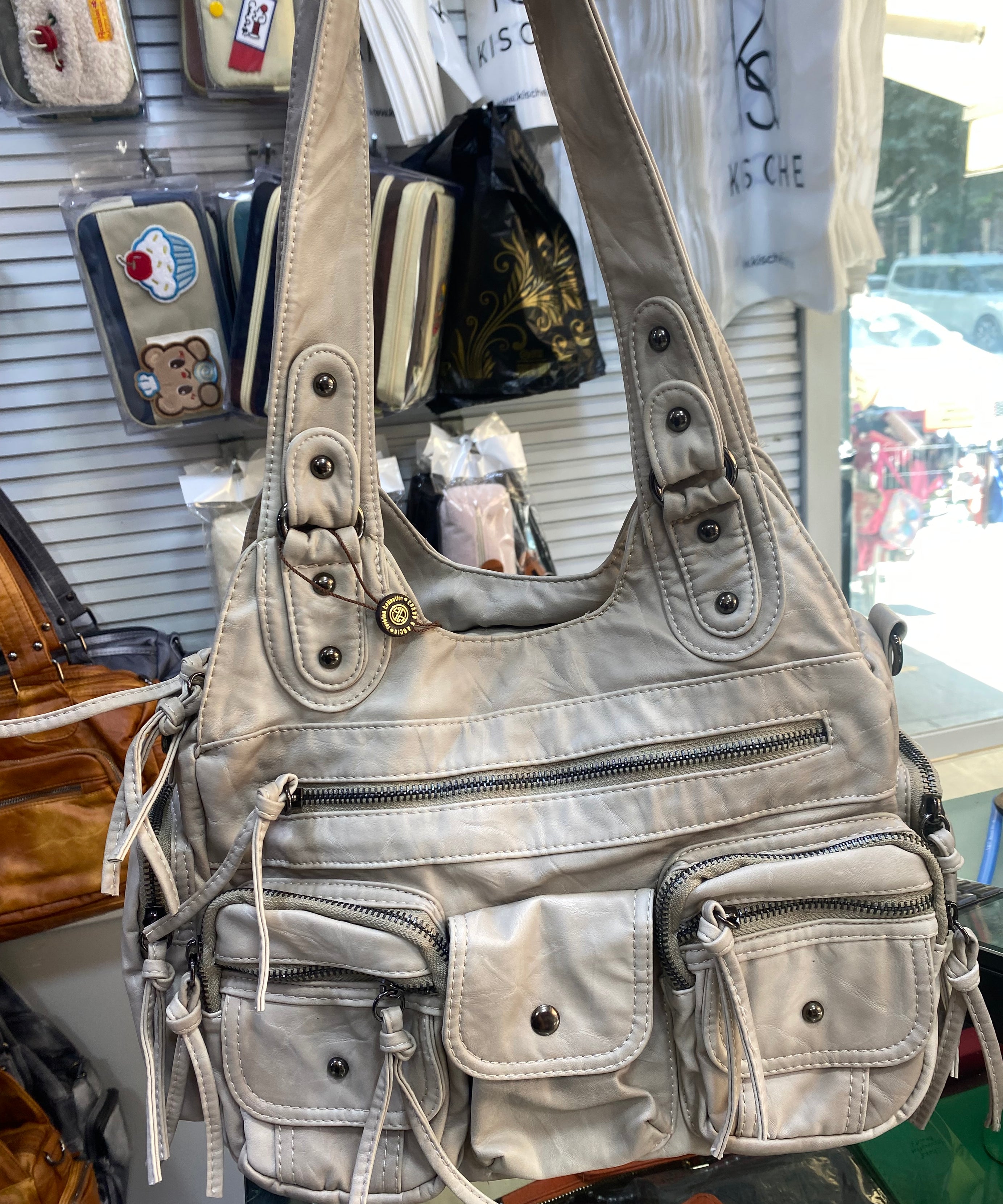 Hafif Çok Gözlü Yumuşak  Yıkama deri çapraz askılı retro detaylı Angel kavi-A022