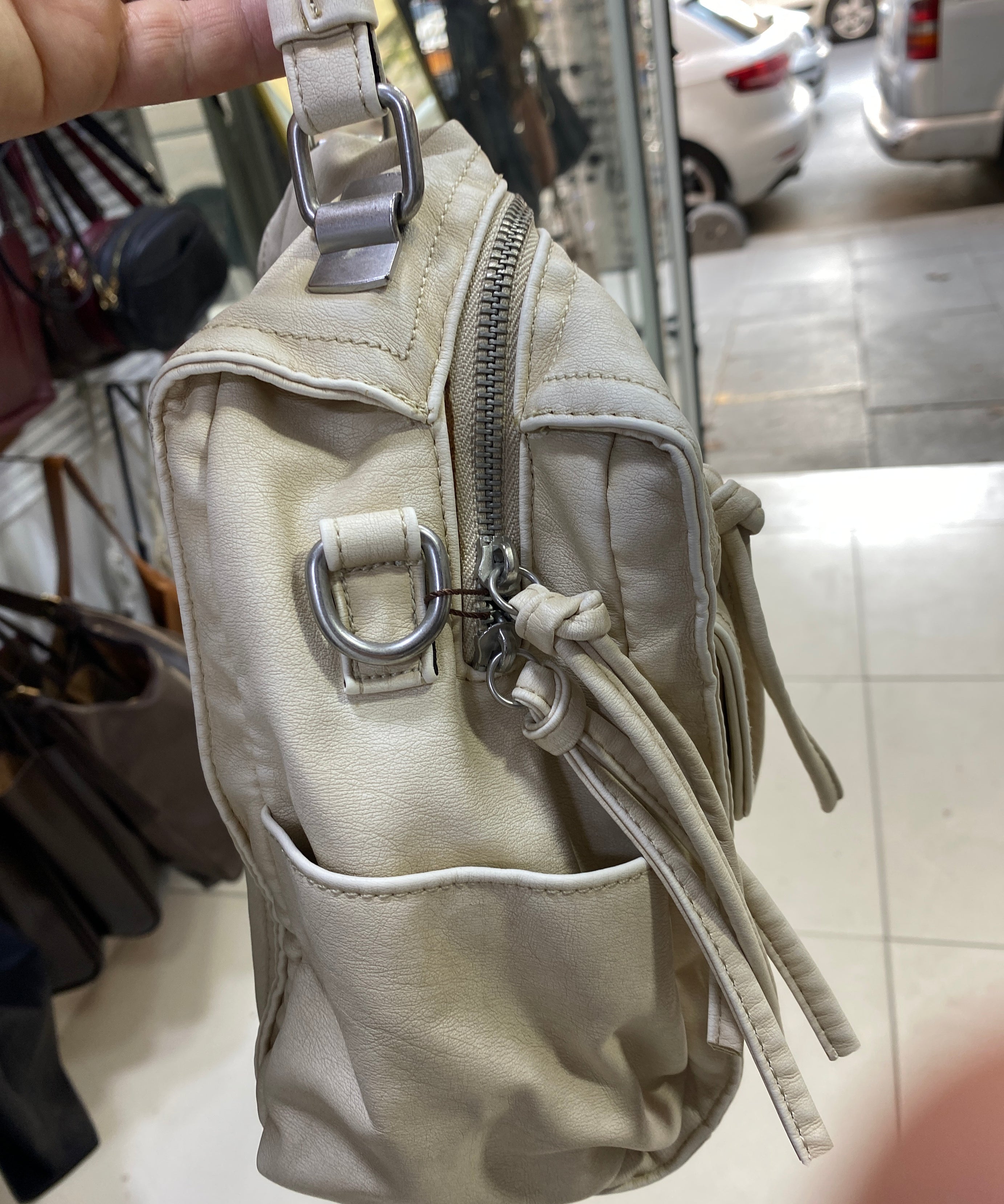 Hafif Çok Gözlü Yumuşak  eskitme sırt ve  çapraz askılı retro detaylı kavi-1027