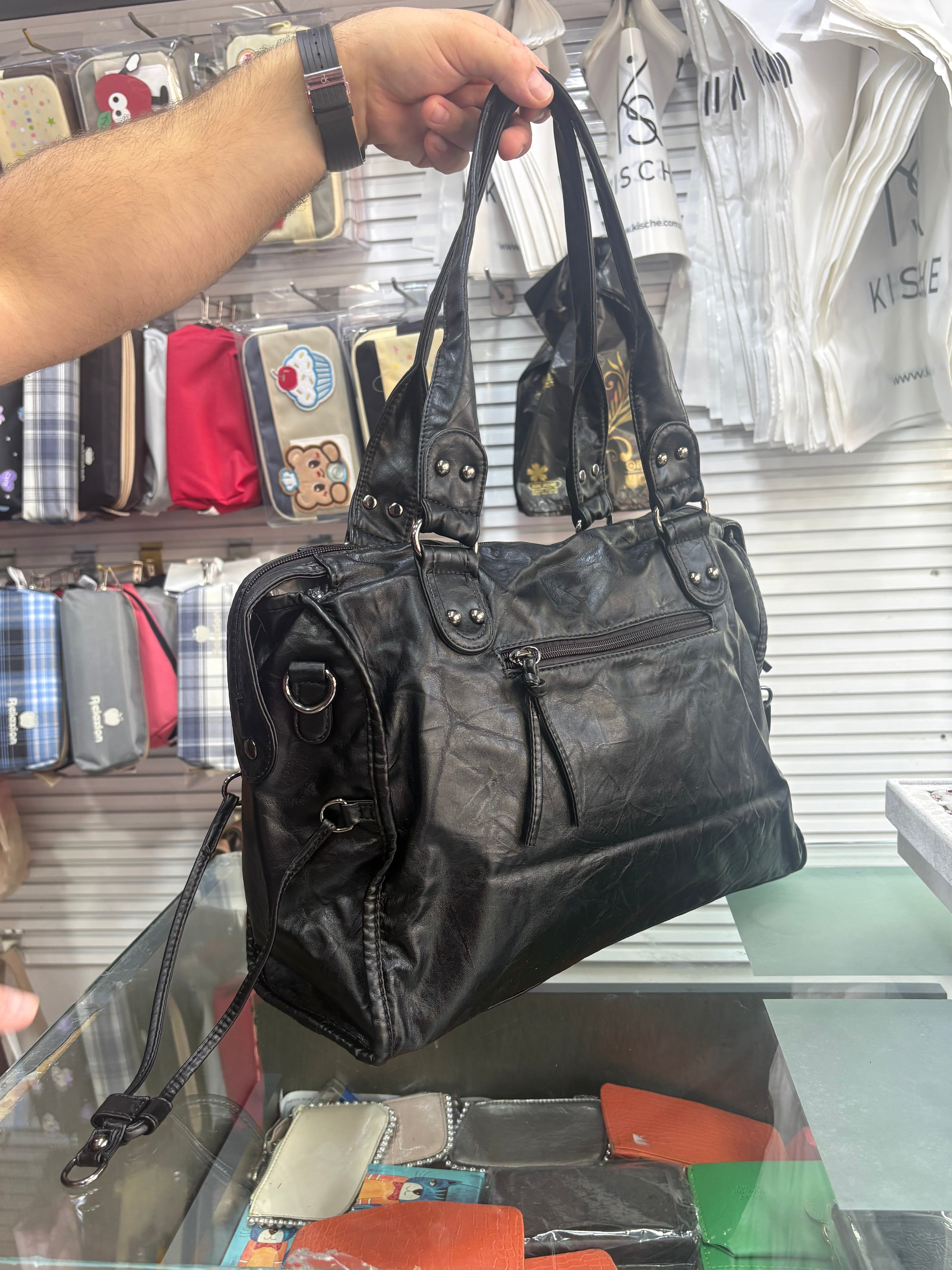 Hafif Çok Gözlü Yumuşak  Yıkama deri çapraz askılı retro kilit detaylı  kavi-8763