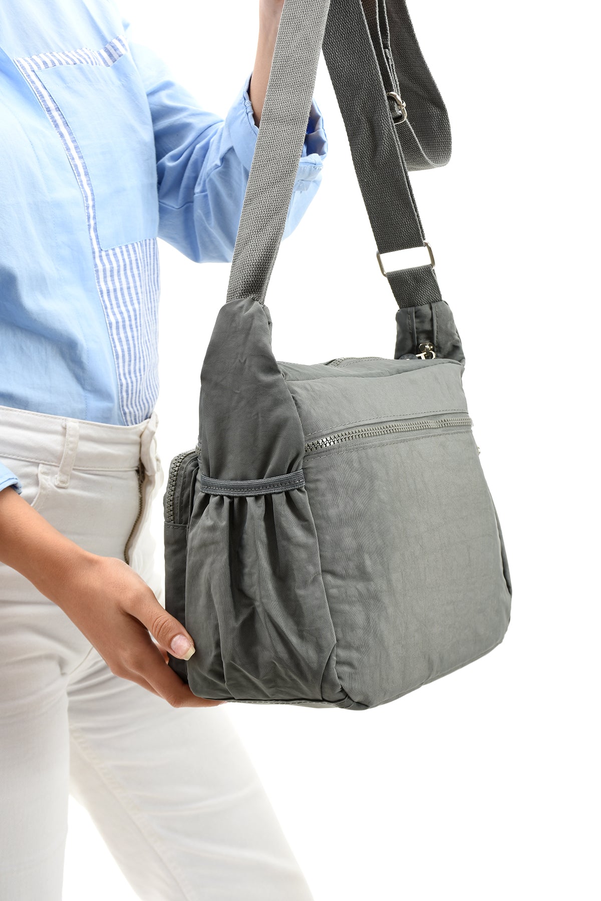 Ultra Hafif Su Geçirmez Çok Cepli Omuz Çantası (Model: 571-6A)