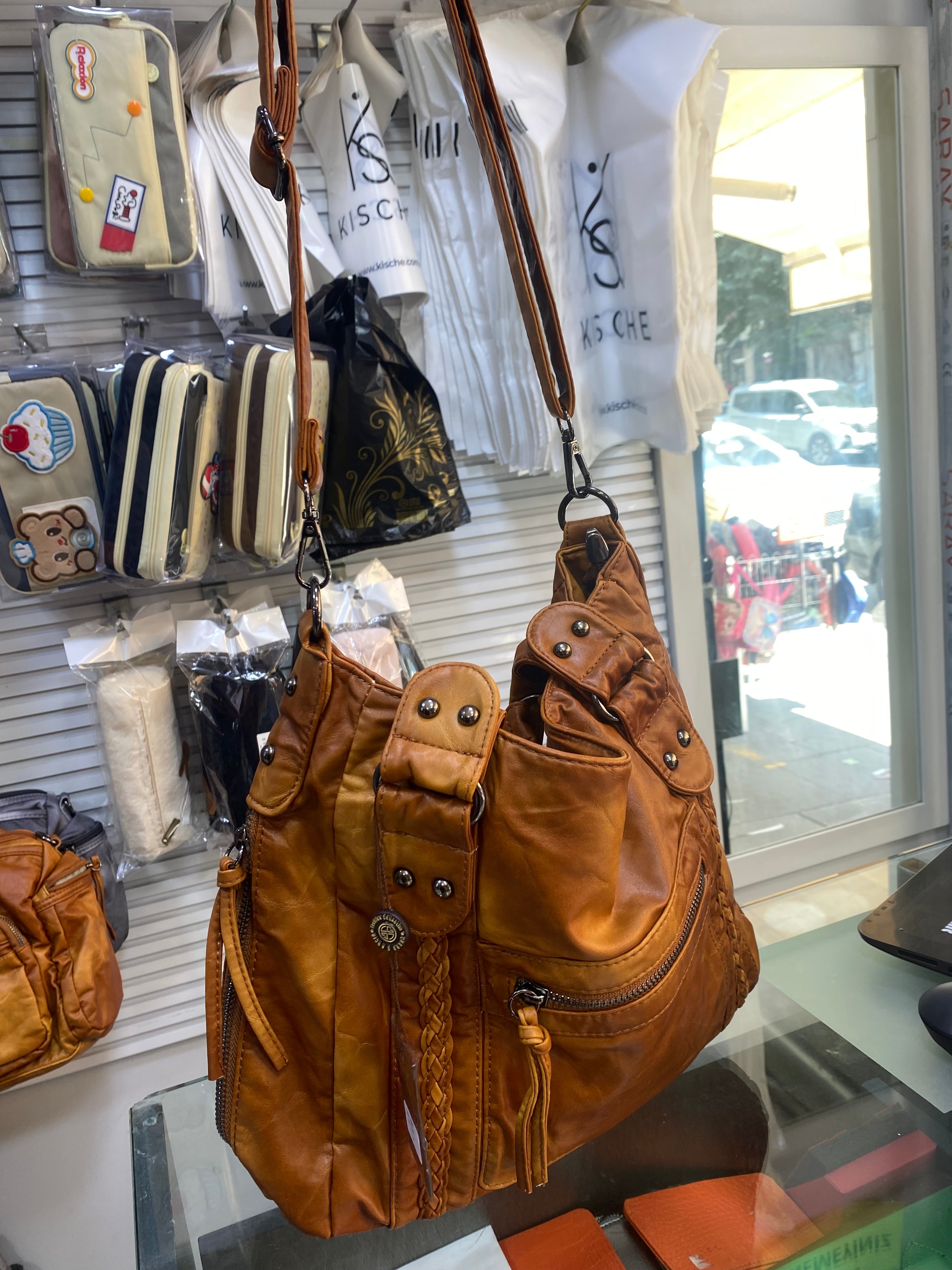 Hafif Çok Gözlü Yumuşak  Yıkama deri çapraz askılı retro detaylı Angel kavi-2504