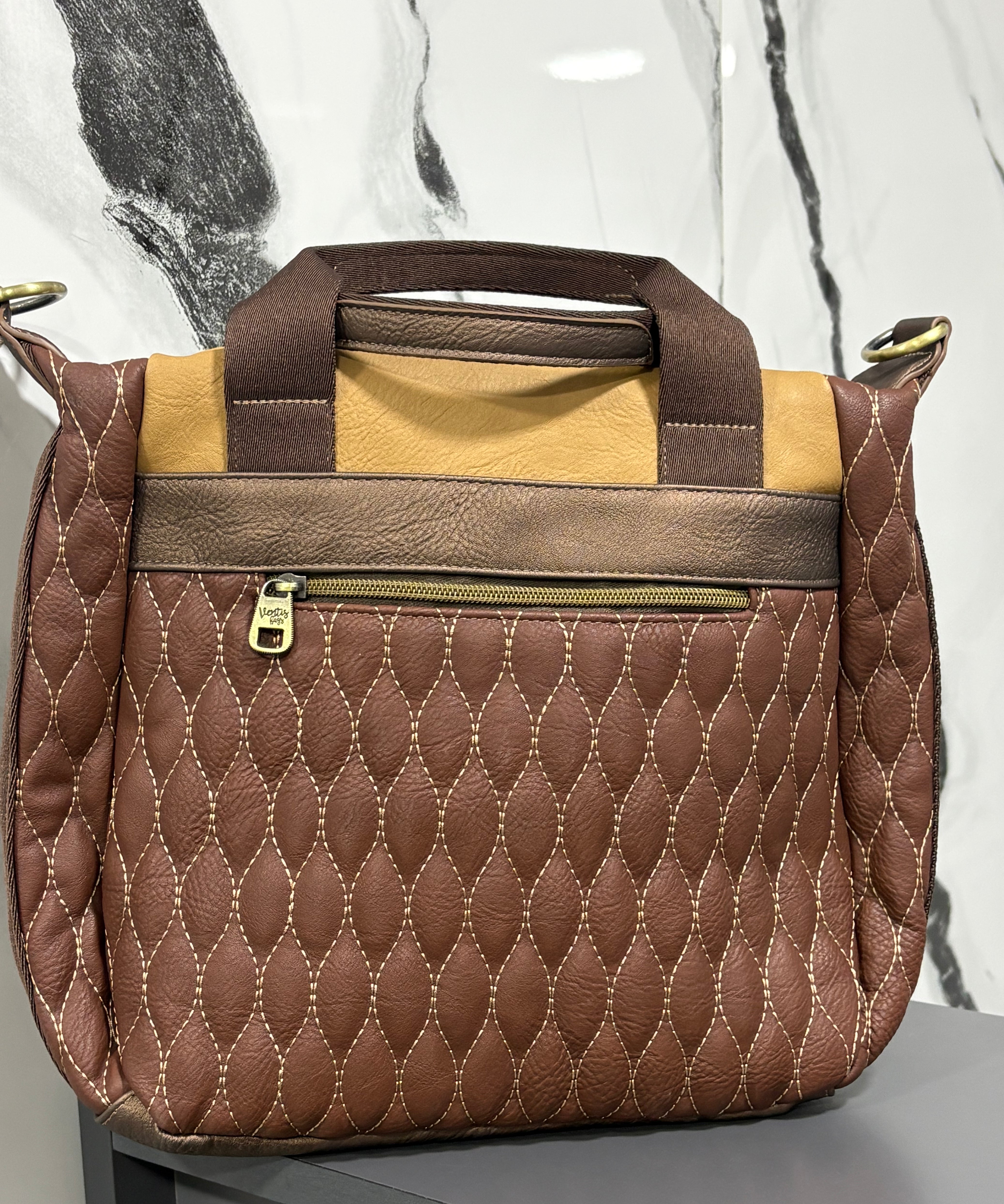 ventis model retro tarz çok bölmeli nakışlı el omuz çapraz model çantası