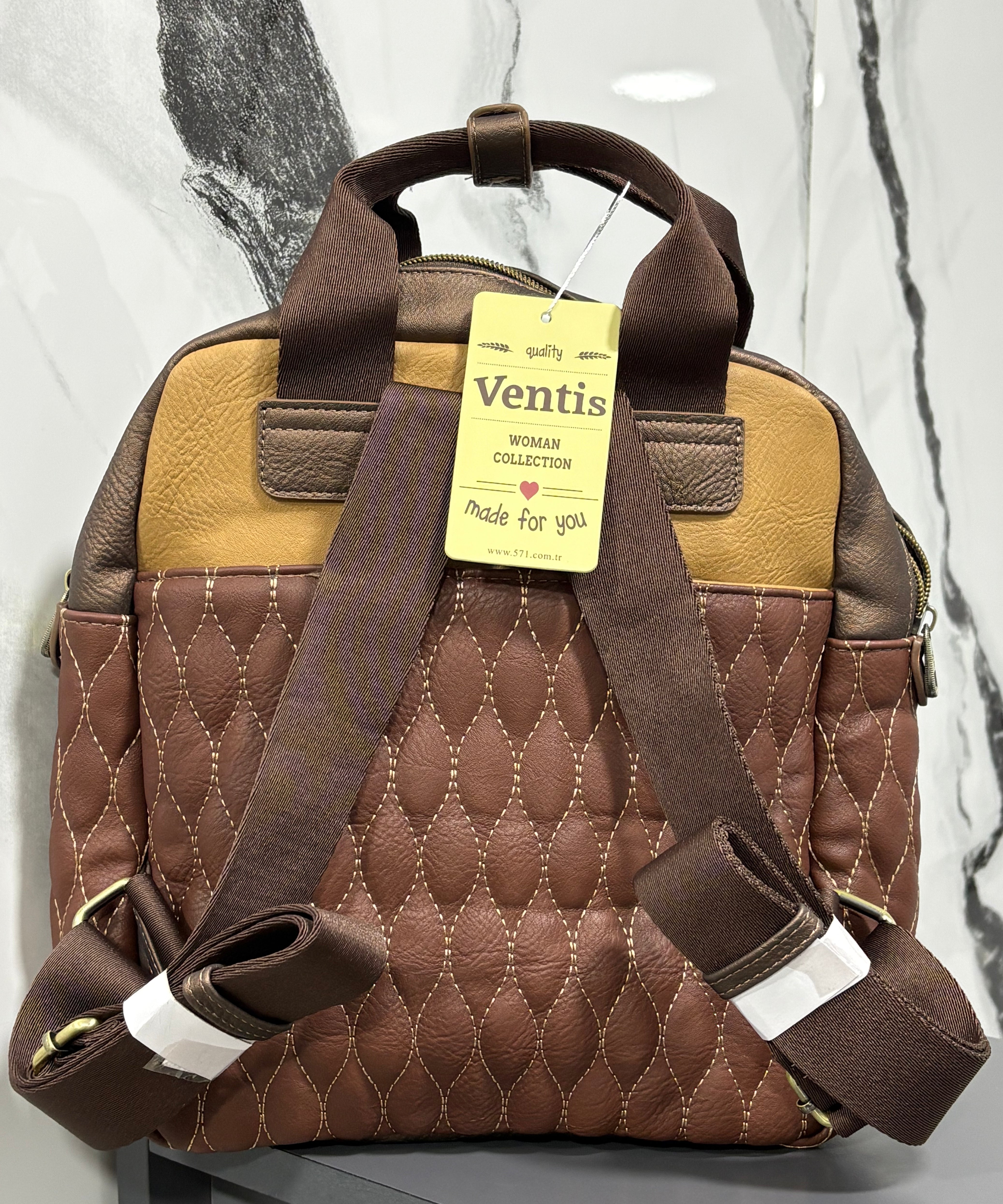 ventis model retro tarz çok bölmeli nakışlı el omuz çapraz model çantası