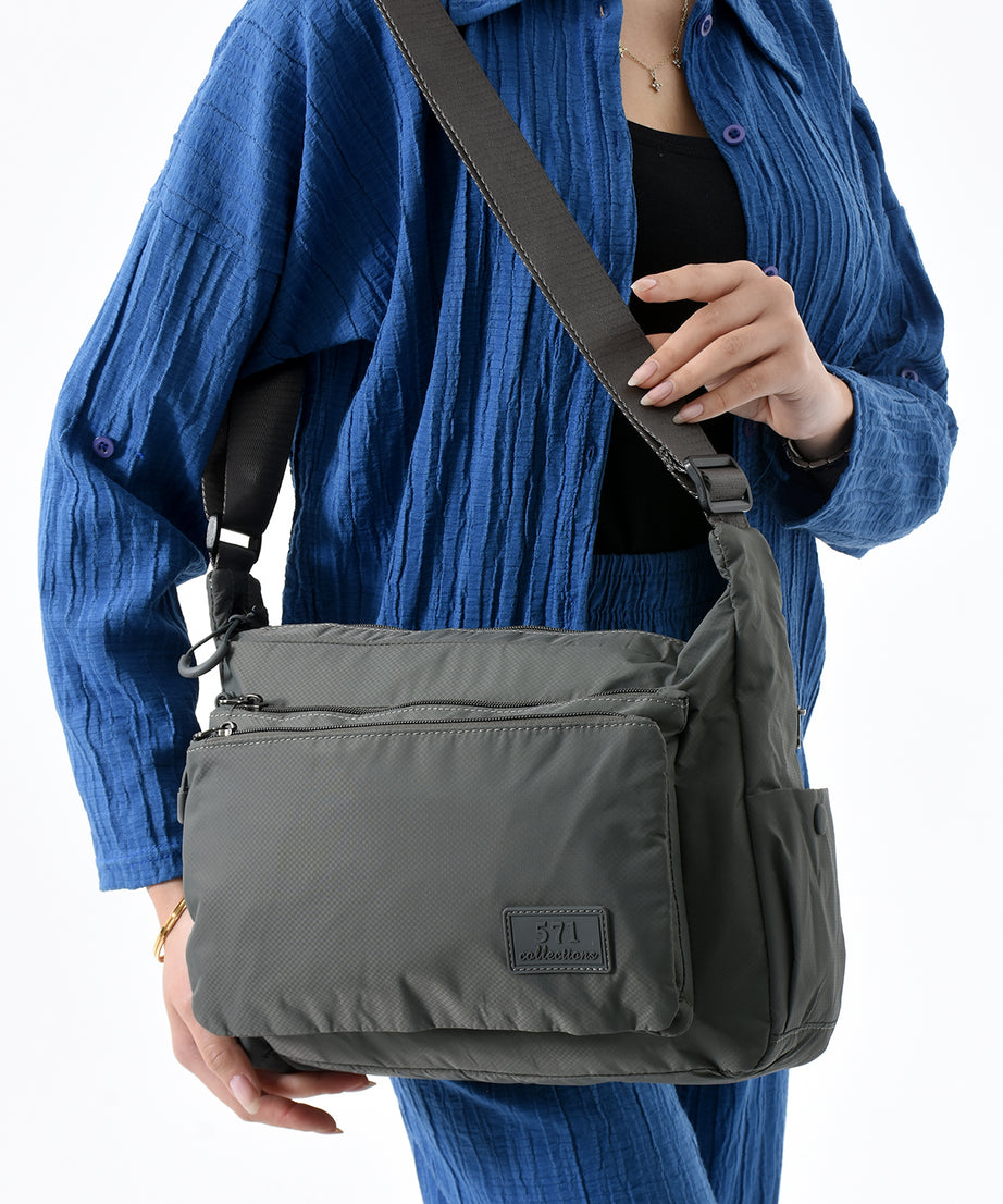 Ultra Hafif Su Geçirmez Çok Cepli Omuz Çantası (Model: 571-9J)