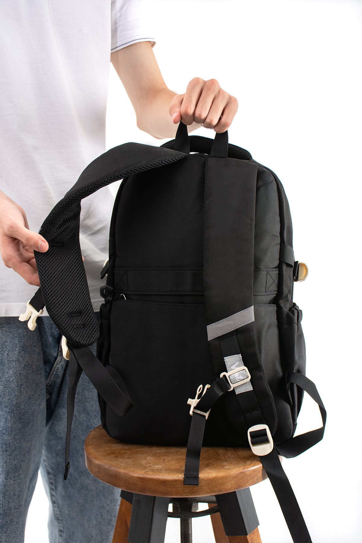 Ultra Hafif Su Geçirmez Çok Cepli Sırt Çantası Unisex Kore Stil  VNT-1-1B