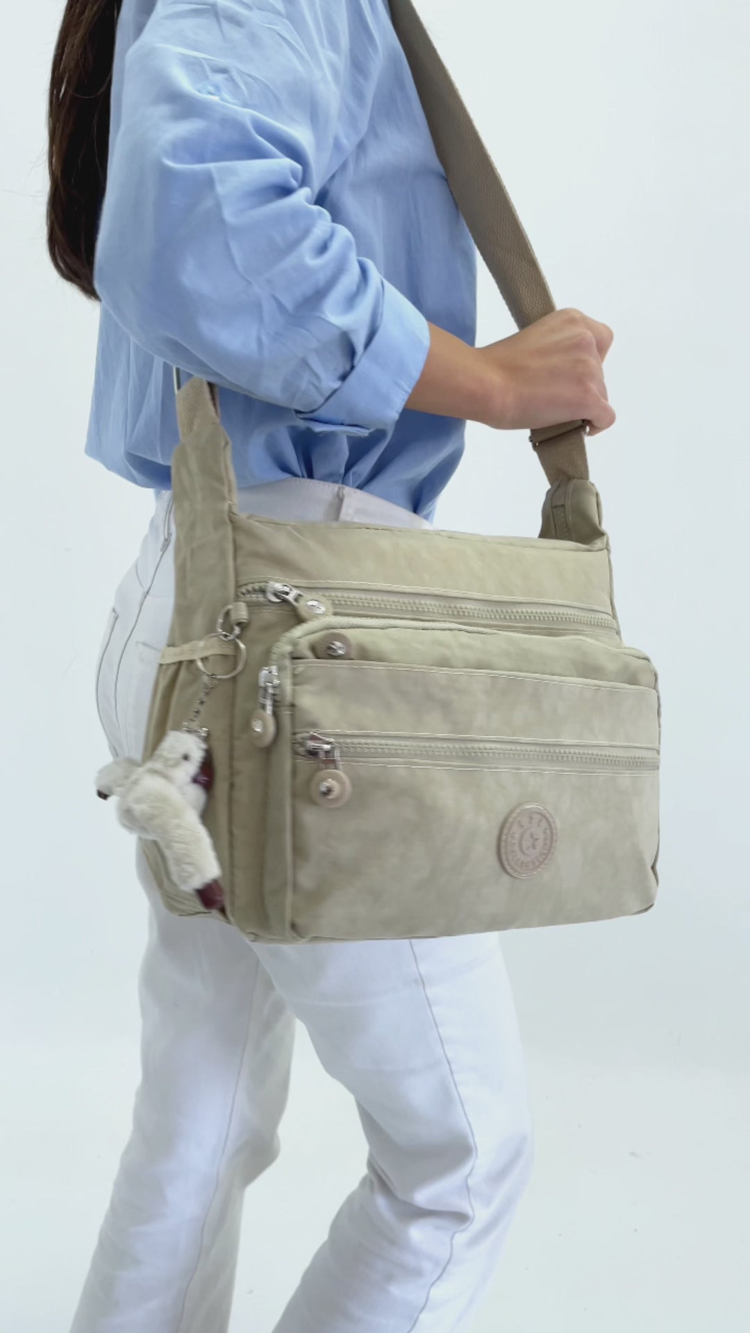 Ultra Hafif Su Geçirmez Çok Cepli Omuz Çantası (Model: 571-6A)