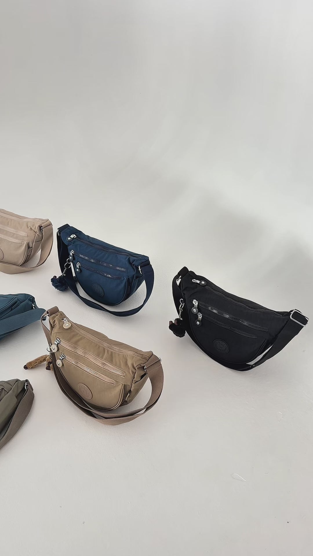 Ultra Hafif Su Geçirmez Çok Cepli Omuz Çantası bodybag (Model: 571-7L)