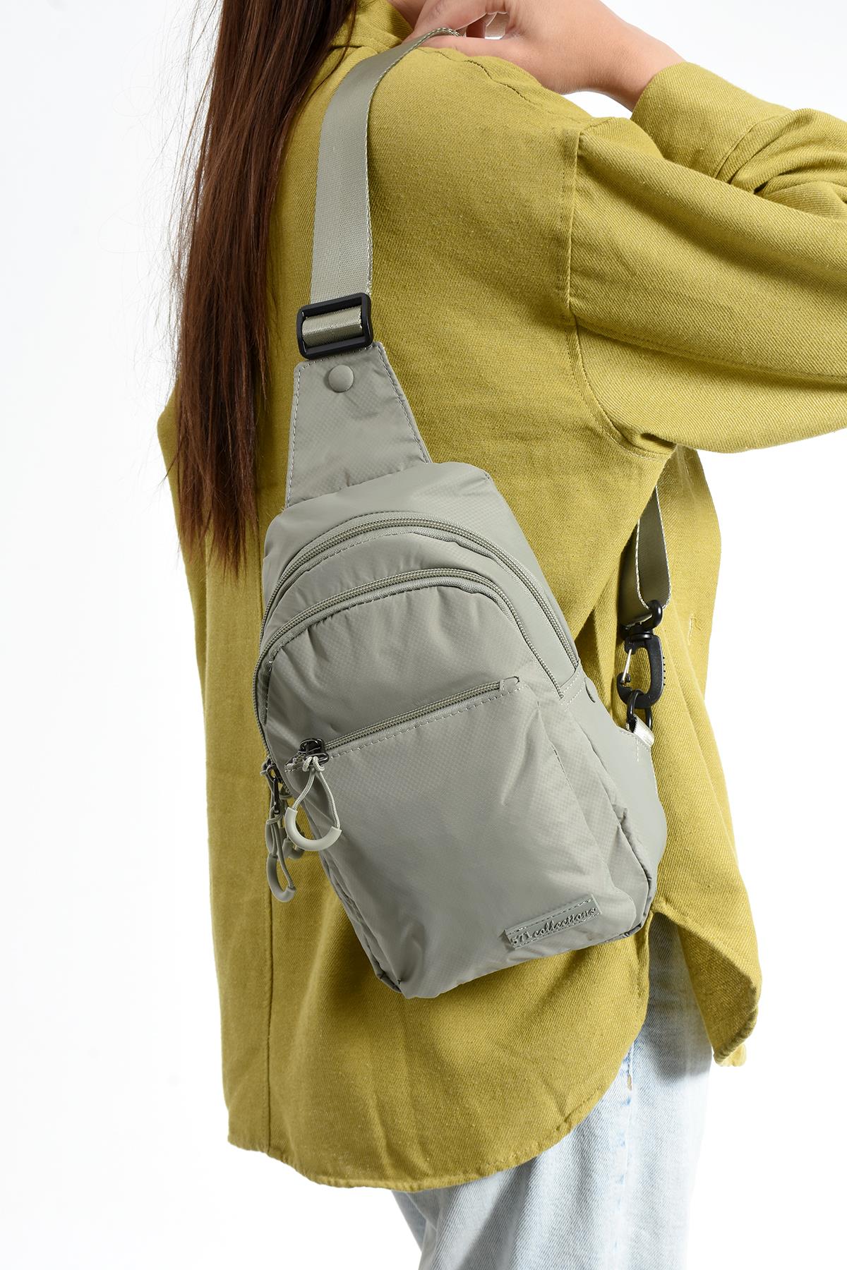 Üç Bölmeli Unisex Bodybag Vizon detay