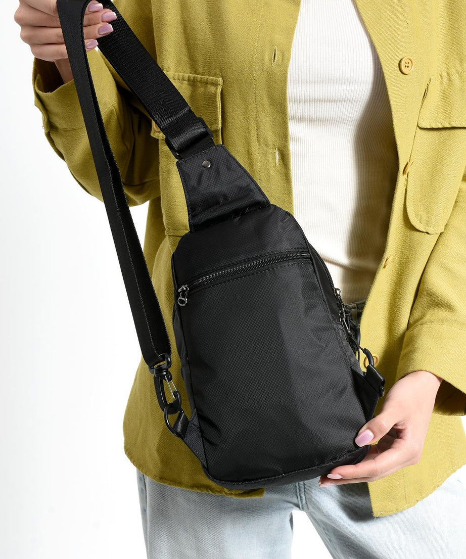 Üç Bölmeli Unisex Bodybag Siyah detay 2