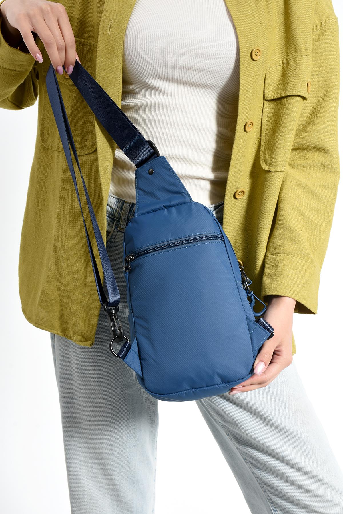 Üç Bölmeli Unisex Bodybag Mavi detay 2