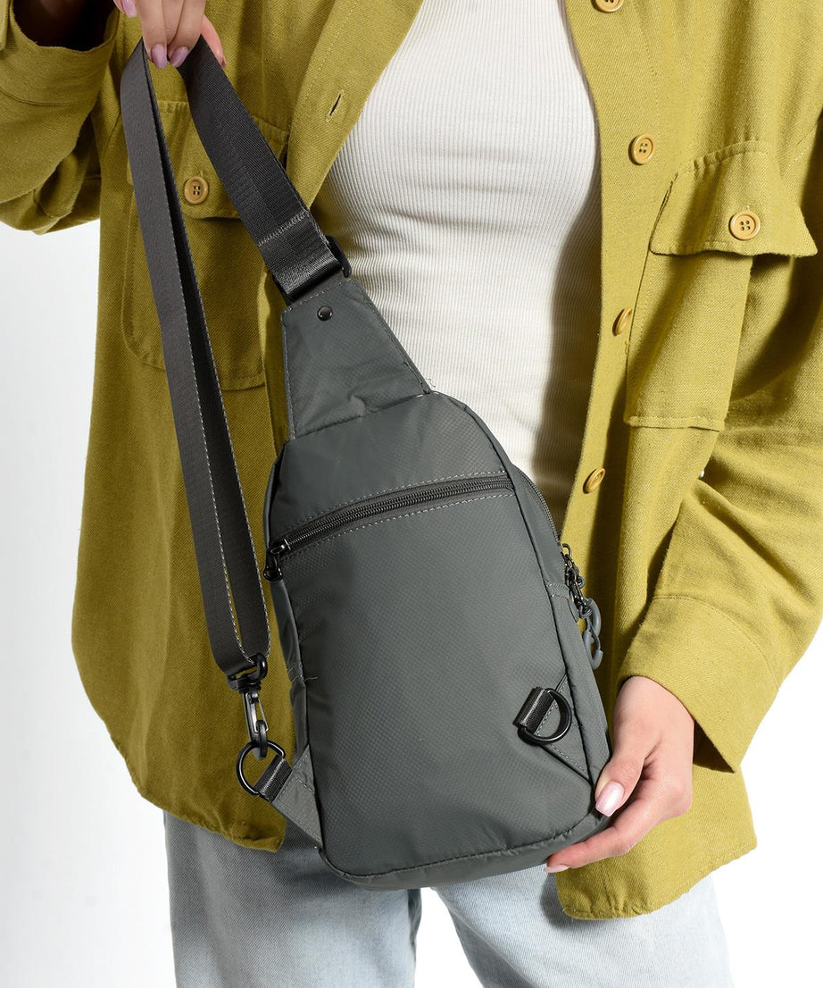 Üç Bölmeli Unisex Bodybag Gri detay 2