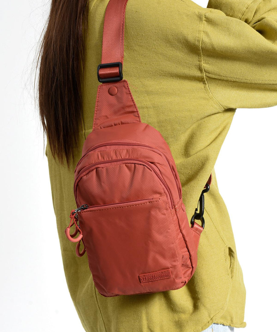 Üç Bölmeli Unisex Bodybag Kiremit detay